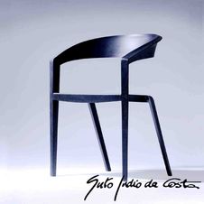 cadeira-iczero1-indiodacosta-azul-noturno-capa